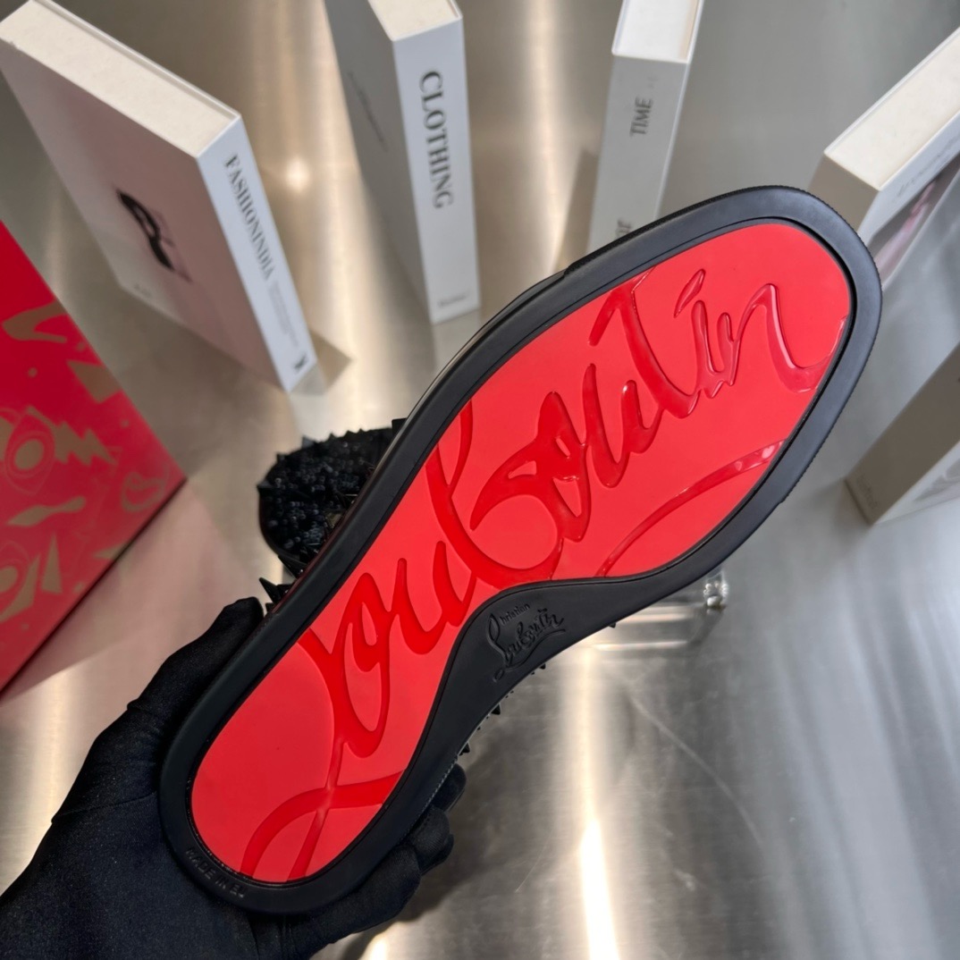 Ch**an louboutin sneaker