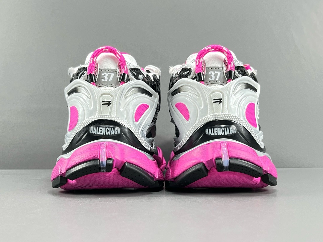 BALCIA Runner Fuchsia Pink